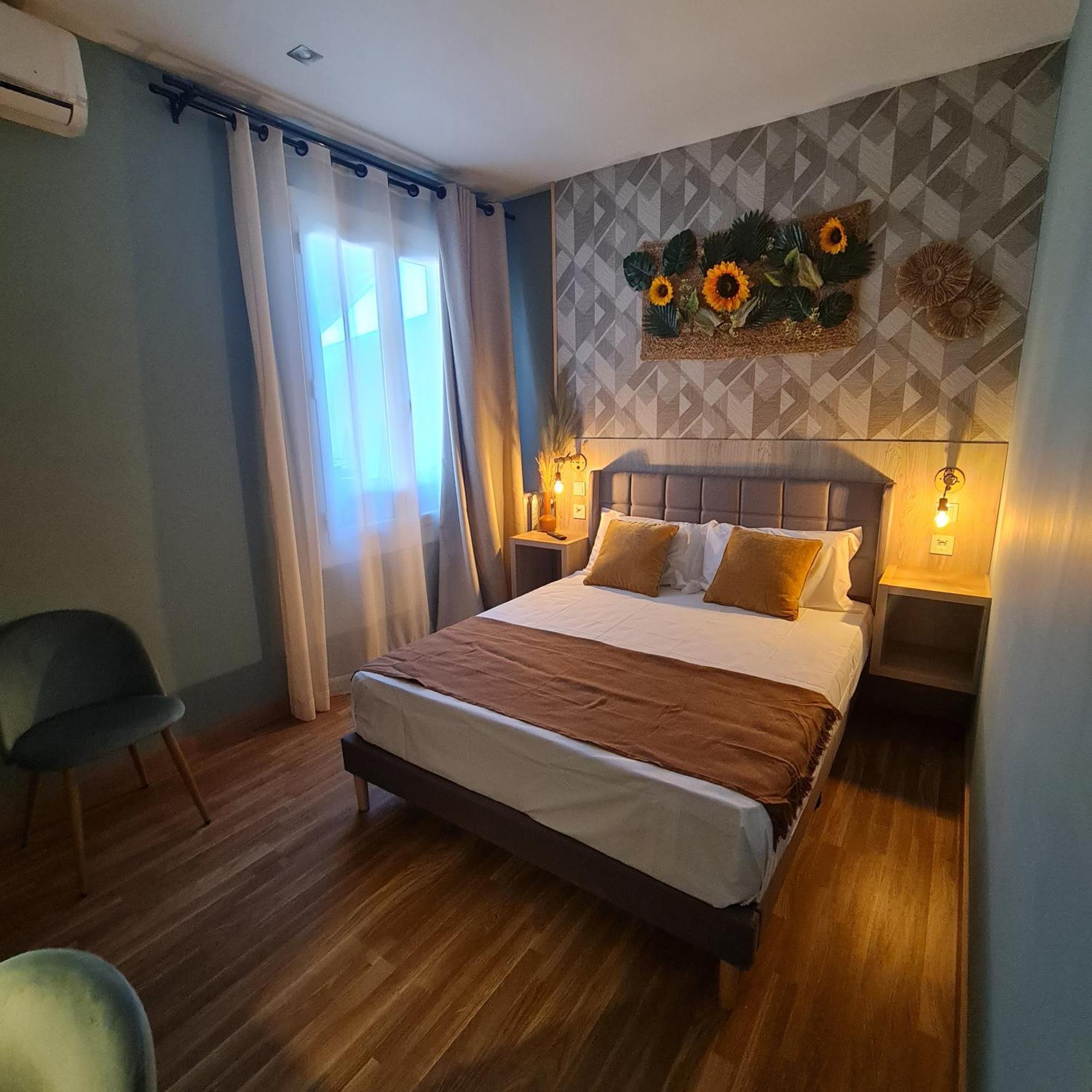 Luxury Green Hostal Madrid Gran Via Luaran gambar